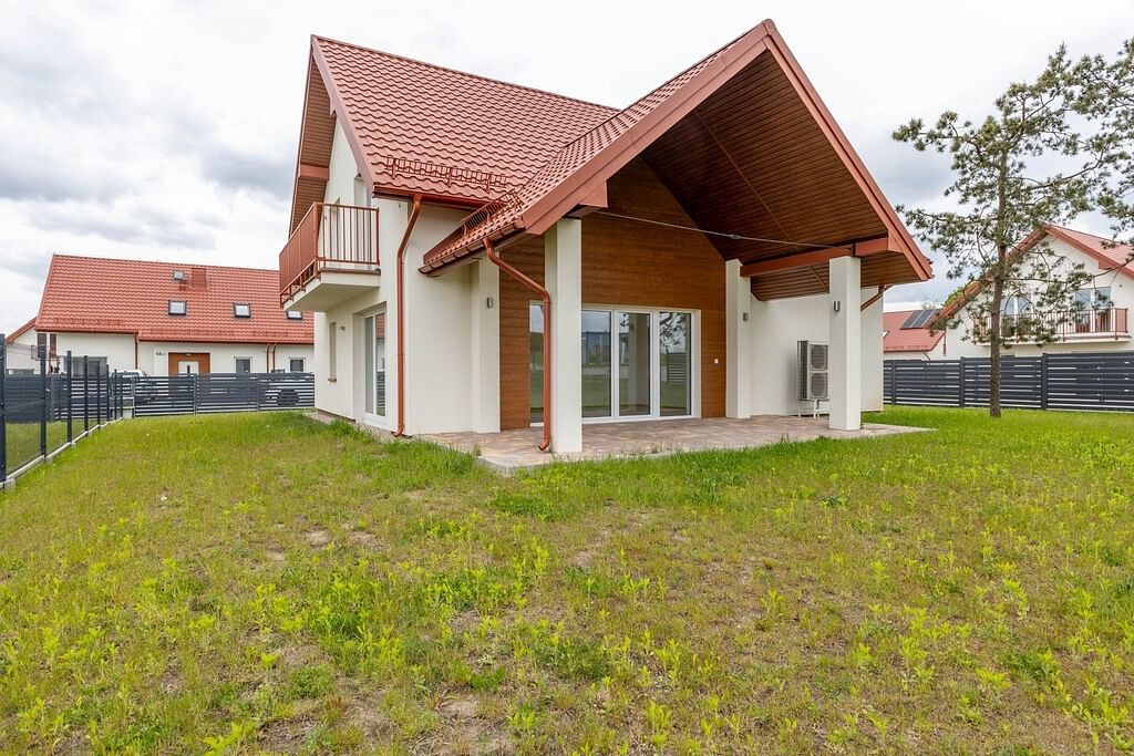 Dom 5 pokojowe na Sprzedaż