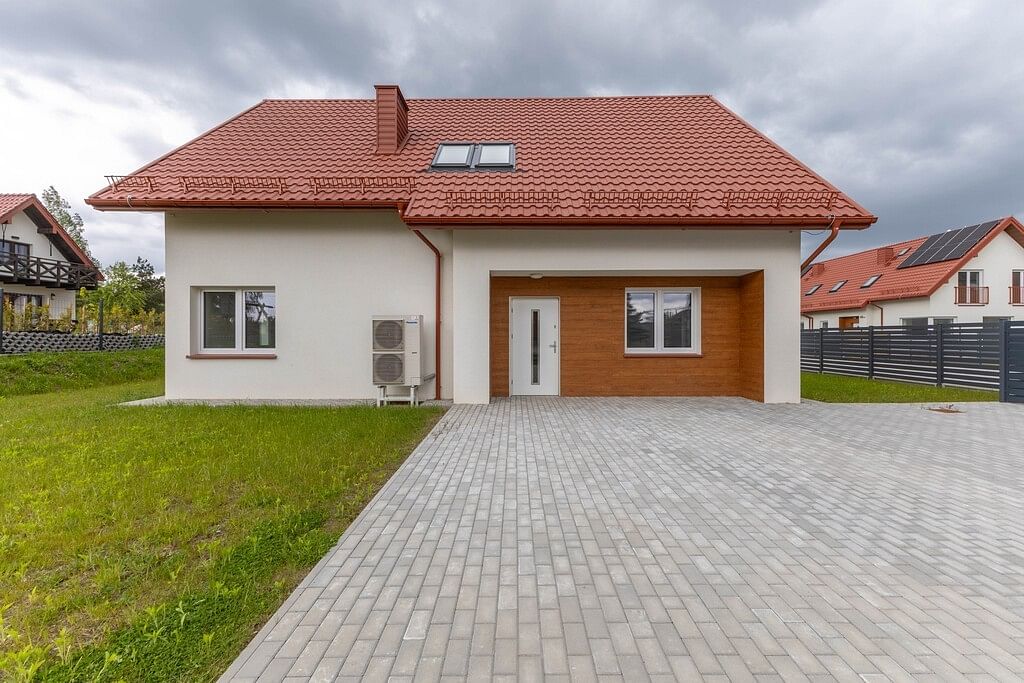 Dom 7 pokojowe na Sprzedaż