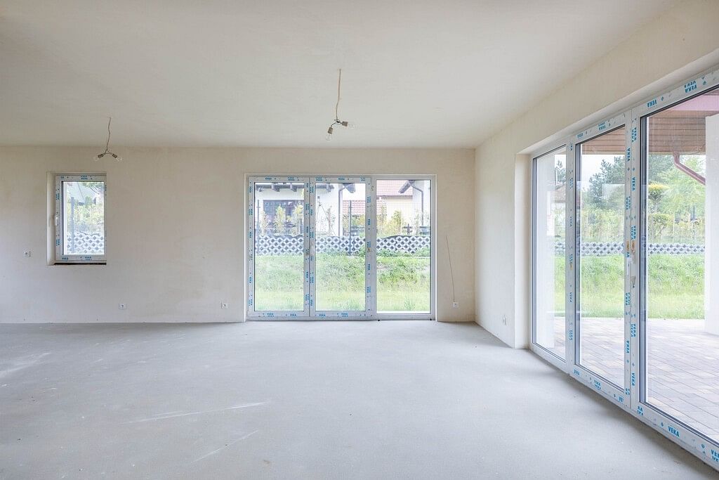 Dom 5 pokojowe na Sprzedaż