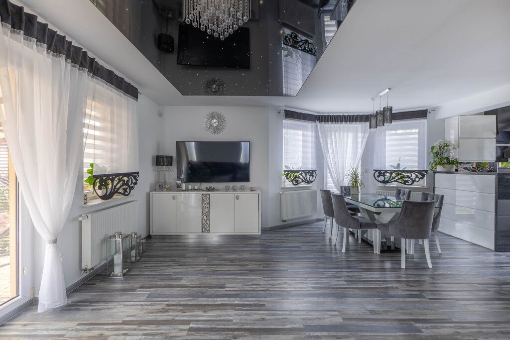 Dom 5 pokojowe na Sprzedaż