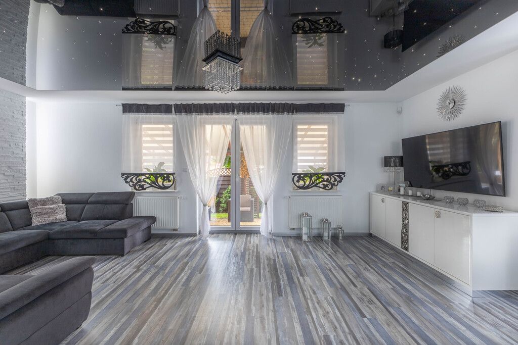 Dom 5 pokojowe na Sprzedaż