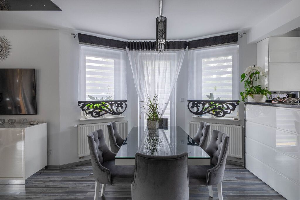 Dom 5 pokojowe na Sprzedaż