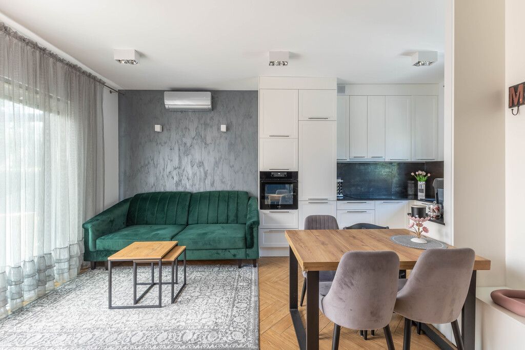 Dom 4 pokojowe na Sprzedaż