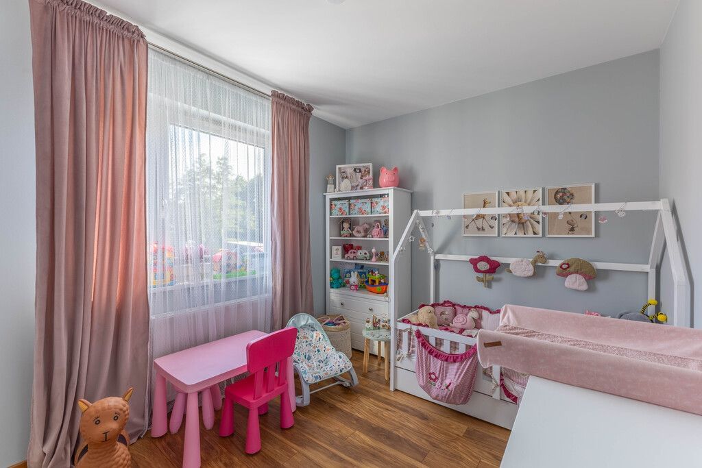 Dom 4 pokojowe na Sprzedaż