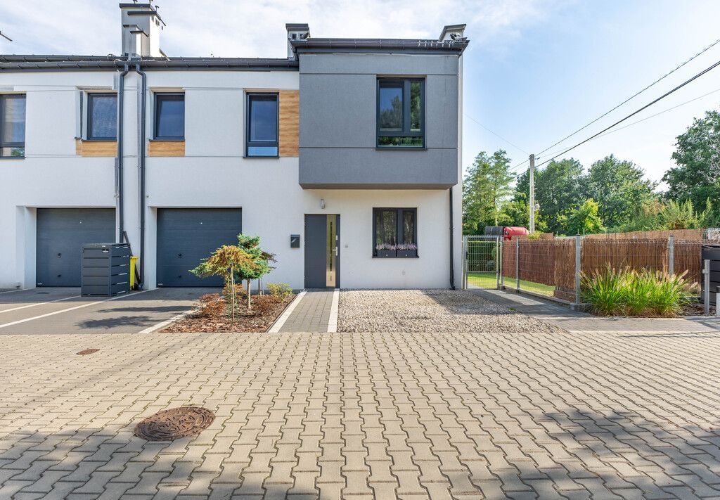 Dom 4 pokojowe na Sprzedaż