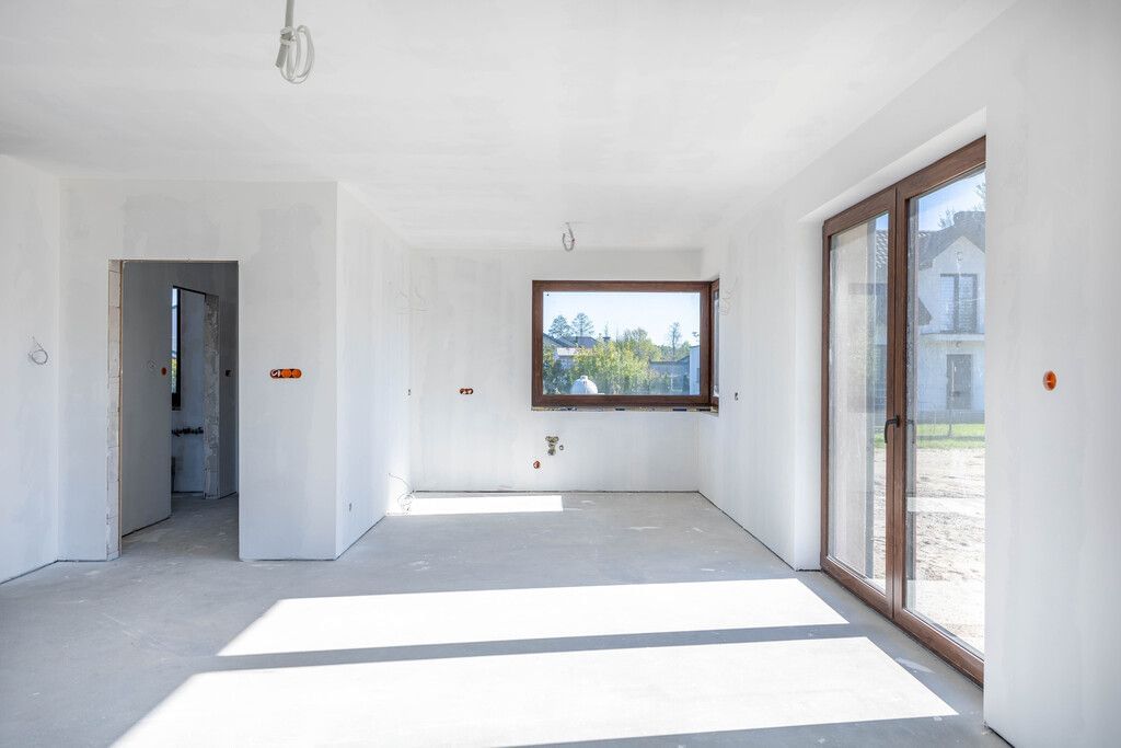 Dom 4 pokojowe na Sprzedaż