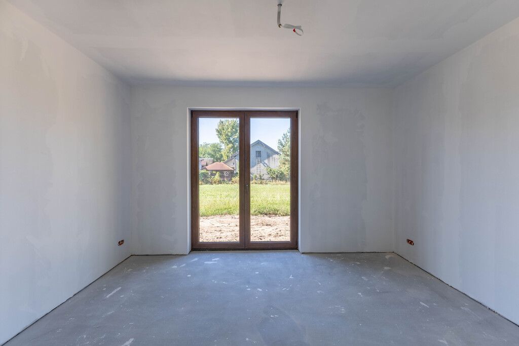 Dom 4 pokojowe na Sprzedaż