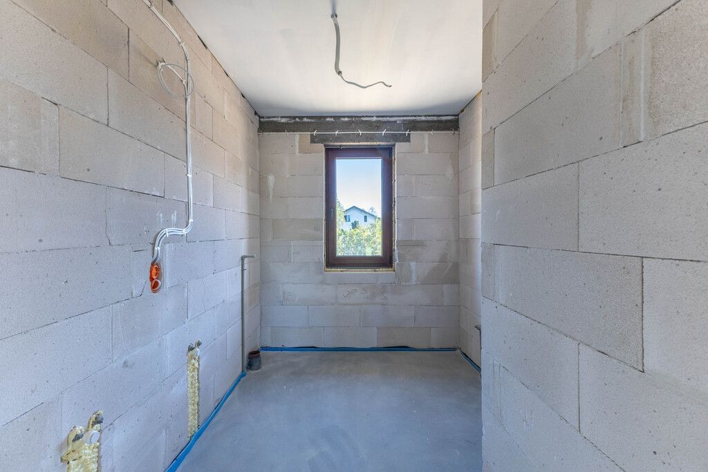 Dom 4 pokojowe na Sprzedaż