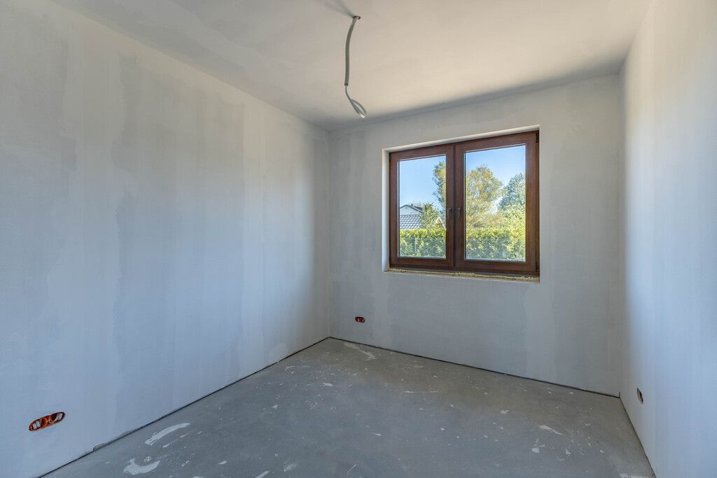 Dom 4 pokojowe na Sprzedaż