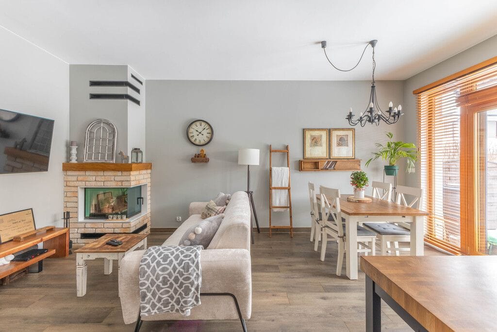 Dom 5 pokojowe na Sprzedaż