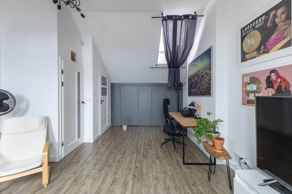 Dom 5 pokojowe na Sprzedaż