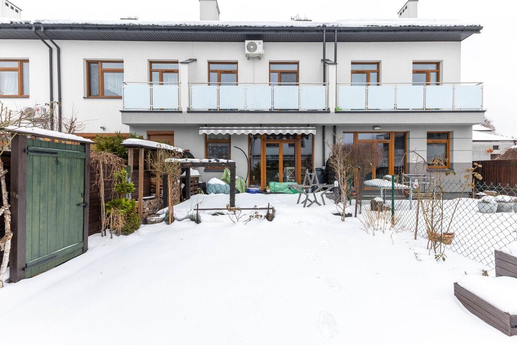 Dom 5 pokojowe na Sprzedaż