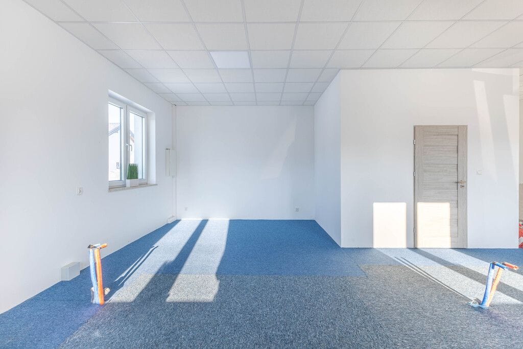 Lokal użytkowy  pokojowe na Wynajem