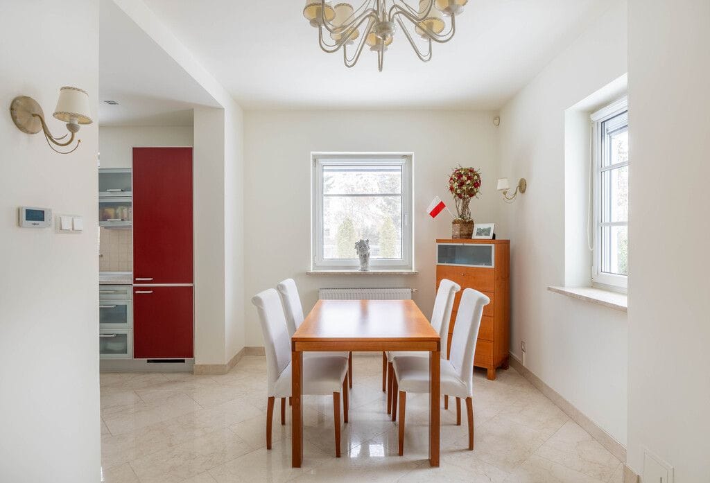 Dom 5 pokojowe na Sprzedaż