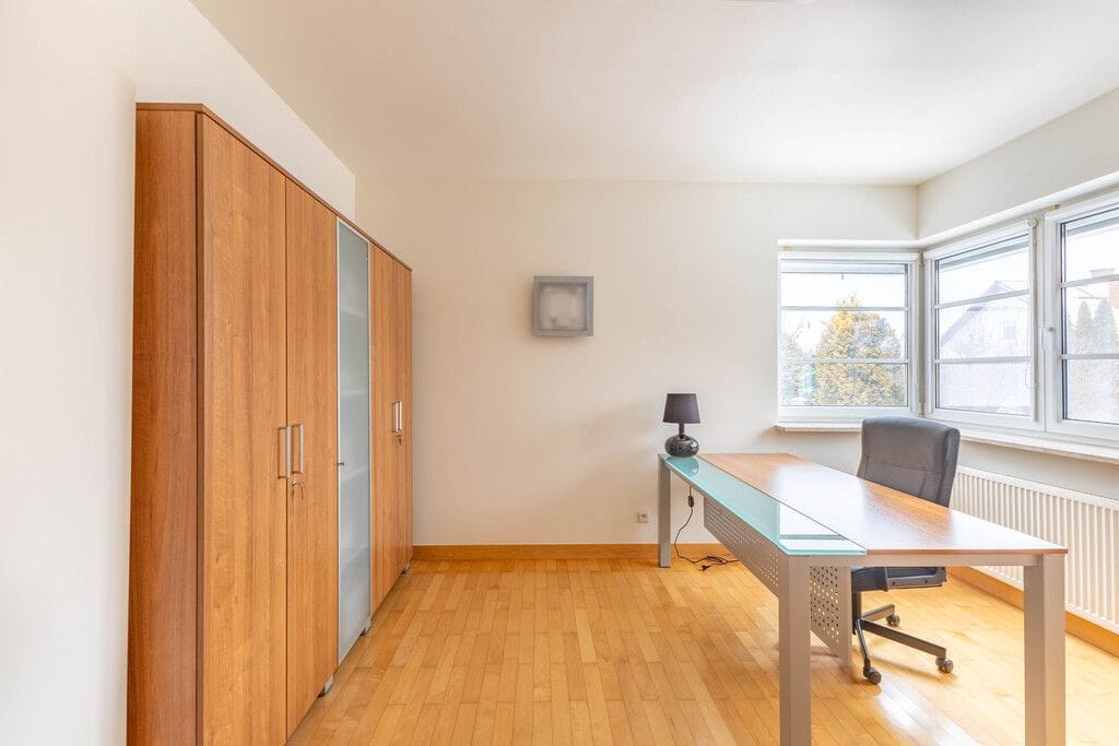 Dom 5 pokojowe na Sprzedaż