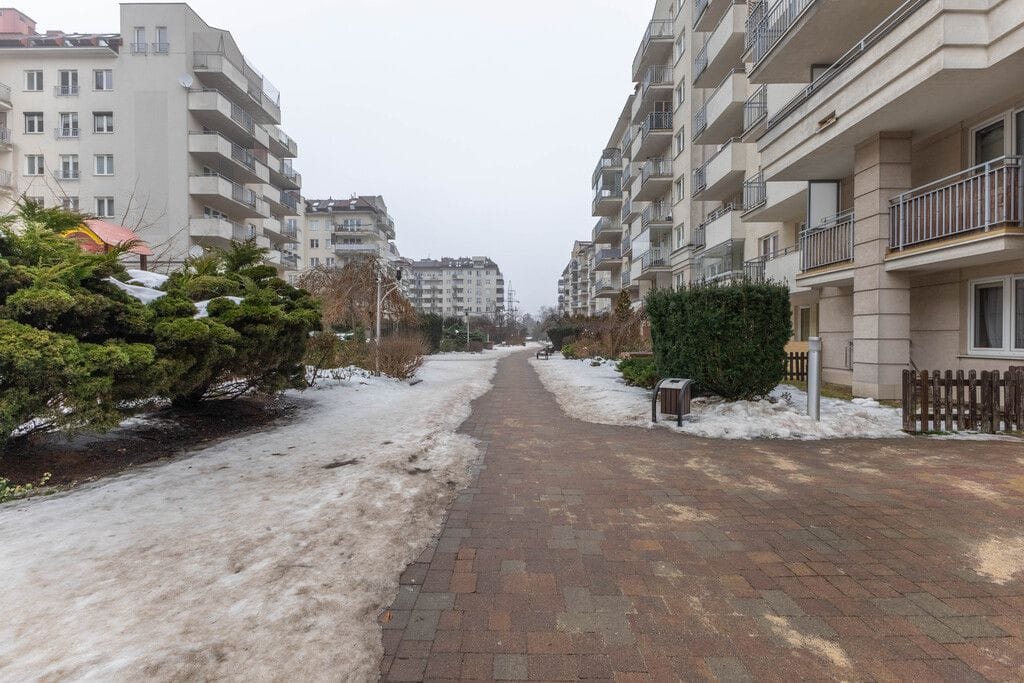 Mieszkanie 3 pokojowe na Sprzedaż