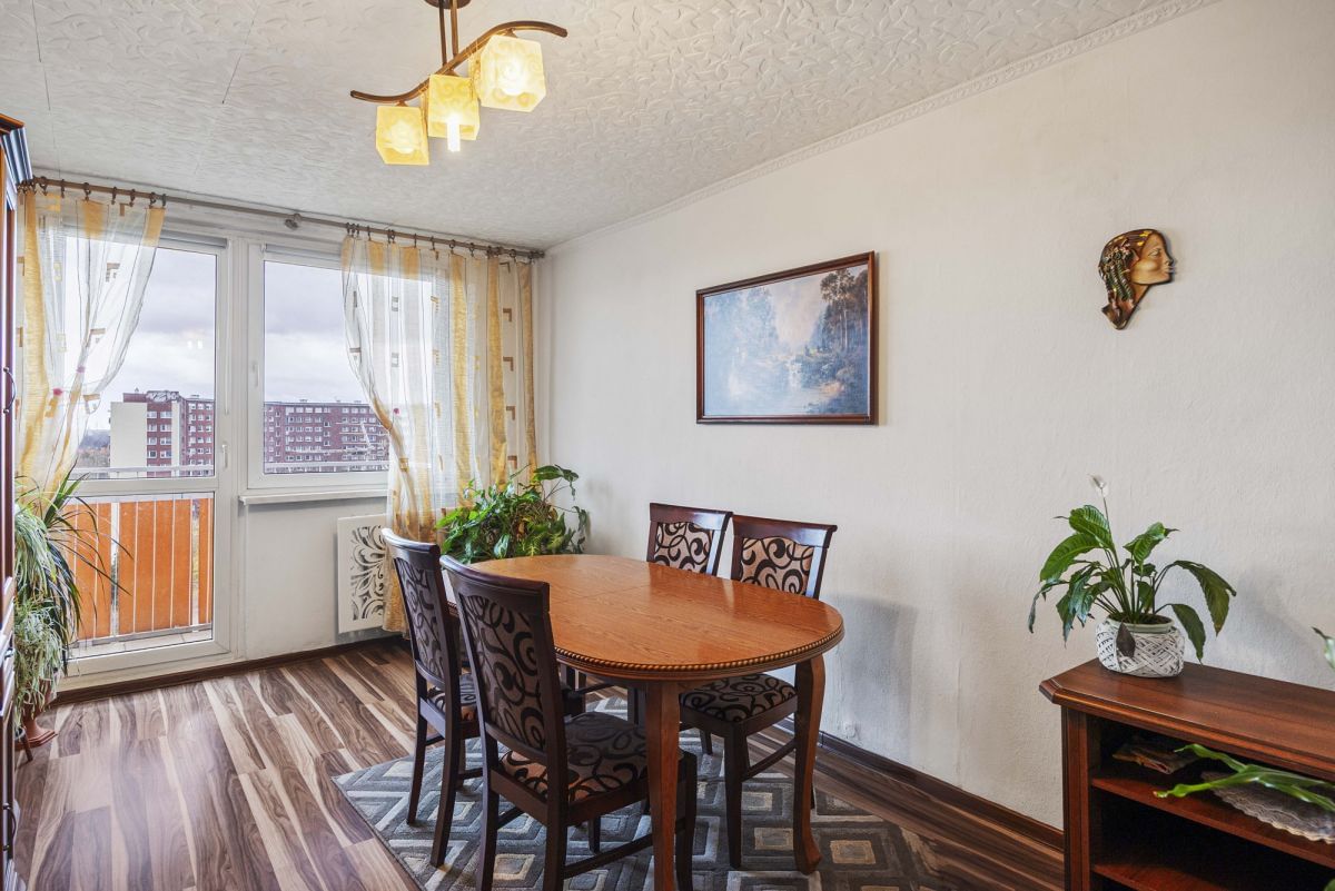 Mieszkanie 3 pokojowe na Sprzedaż