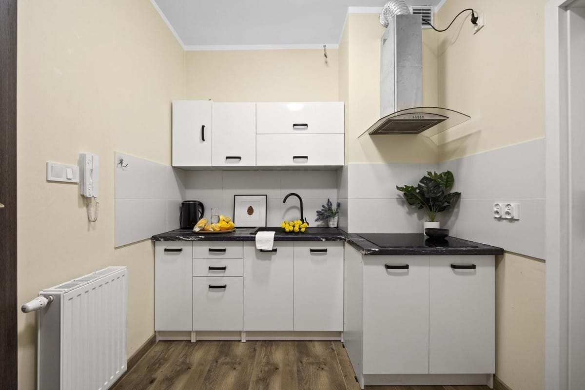 Lokal użytkowy  pokojowe na Sprzedaż