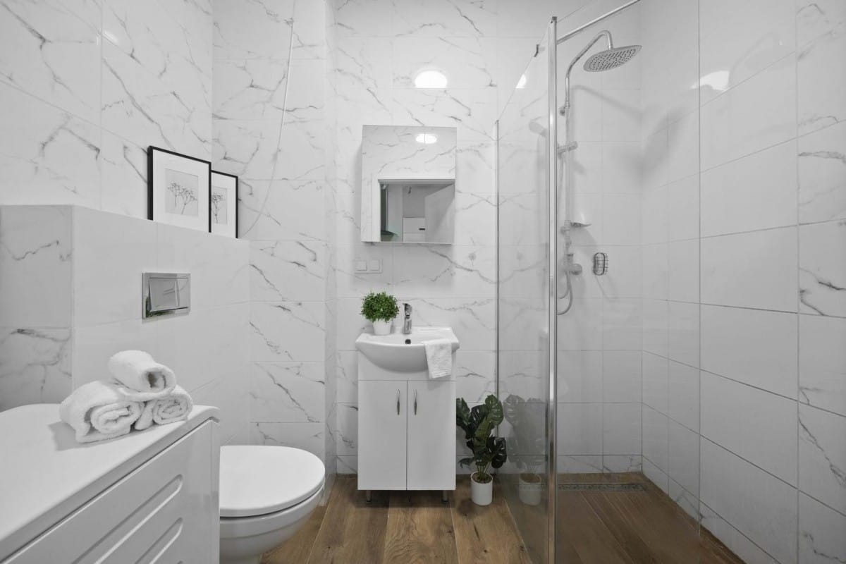 Lokal użytkowy  pokojowe na Sprzedaż