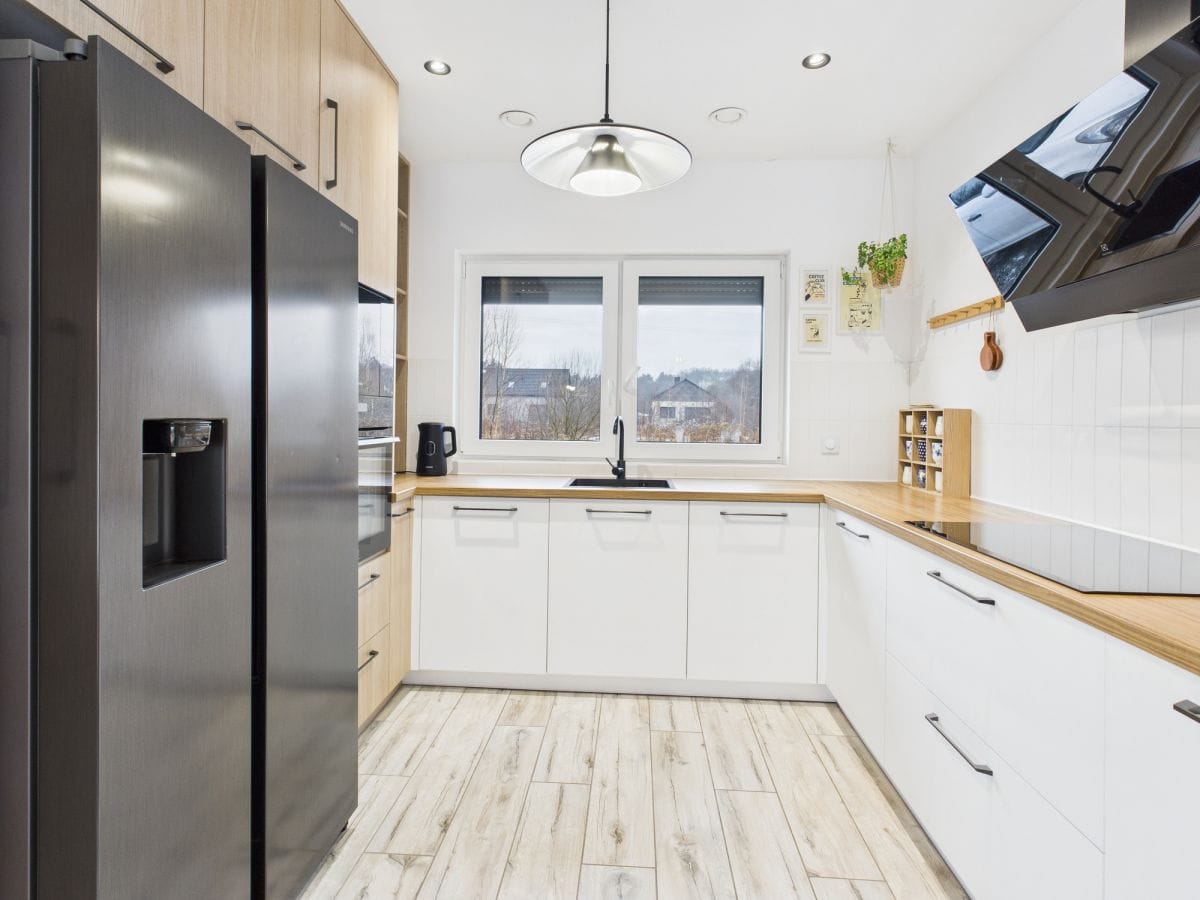 Dom 7 pokojowe na Sprzedaż