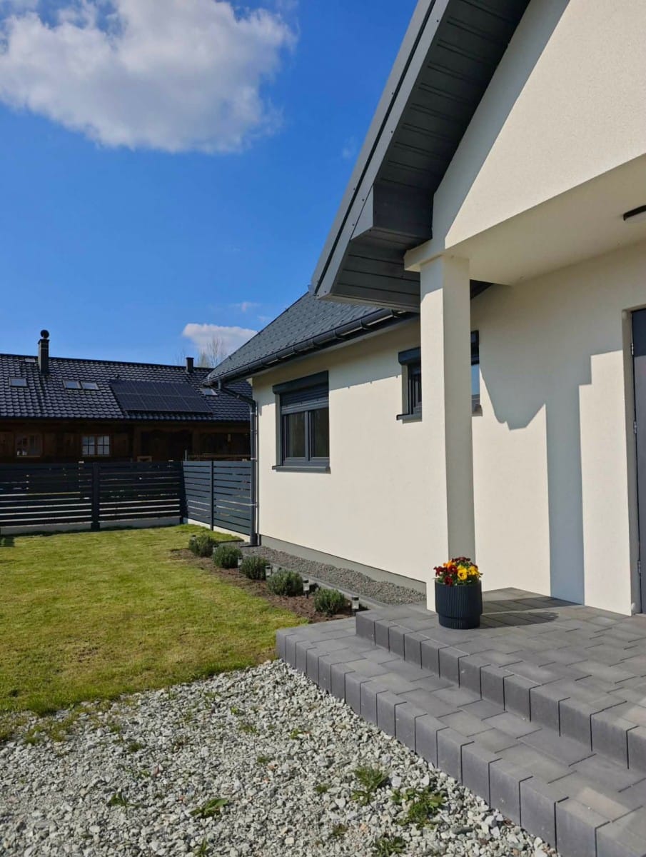 Dom 6 pokojowe na Sprzedaż