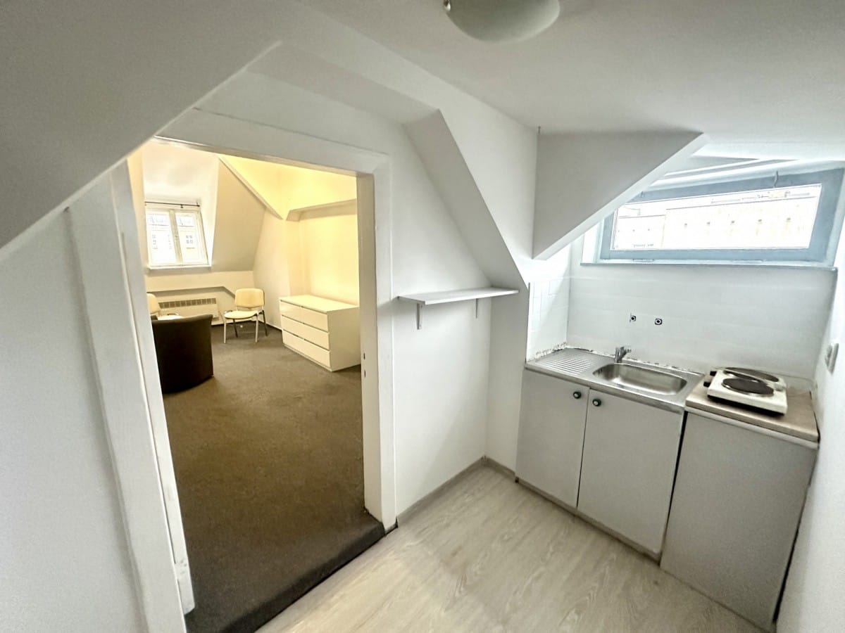 Lokal użytkowy  pokojowe na Wynajem