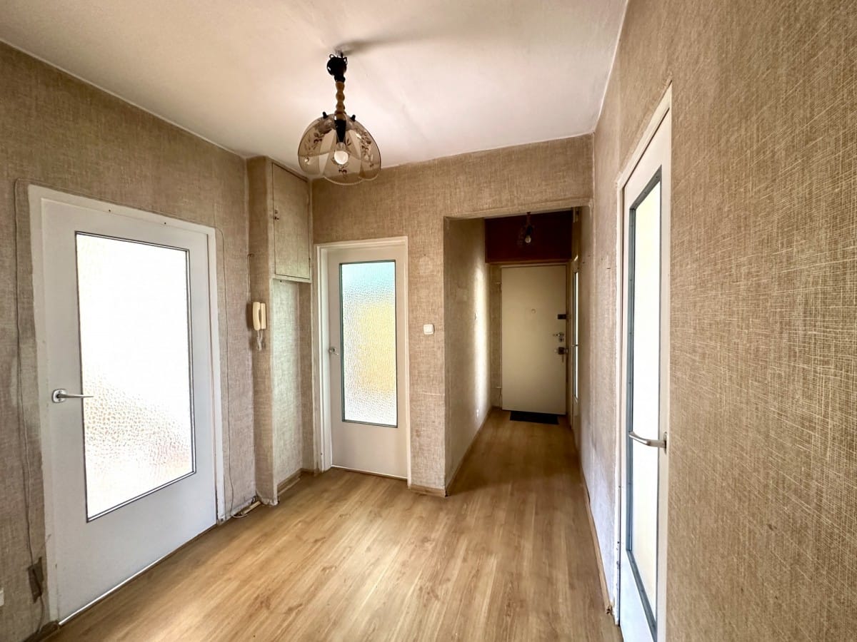 Mieszkanie 4 pokojowe na Sprzedaż