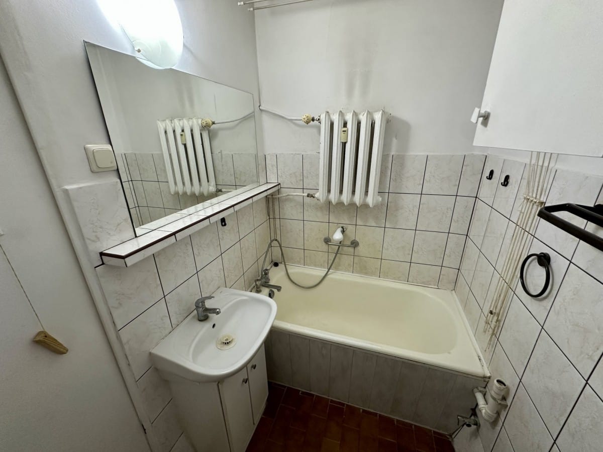 Mieszkanie 4 pokojowe na Sprzedaż