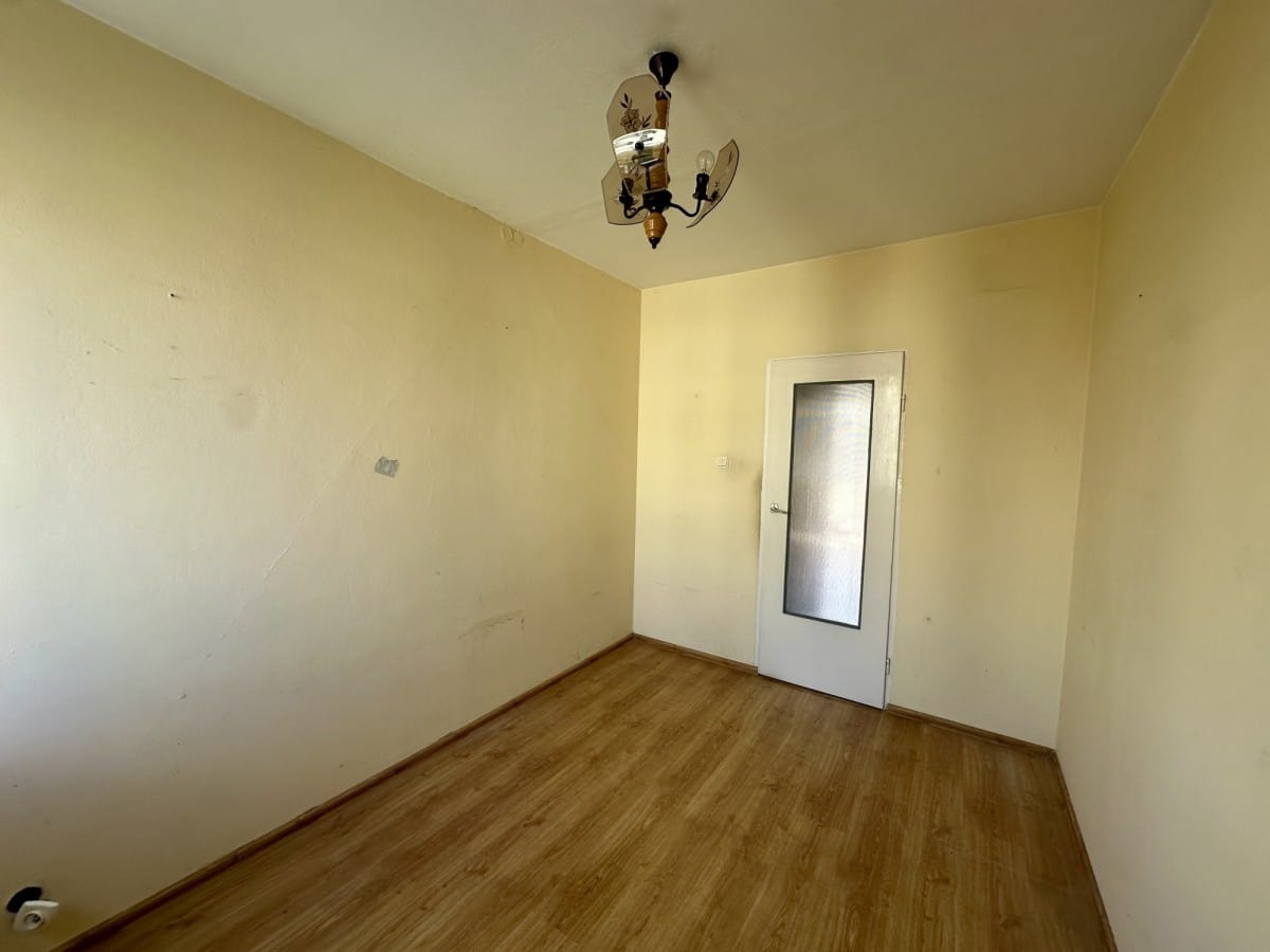 Mieszkanie 4 pokojowe na Sprzedaż