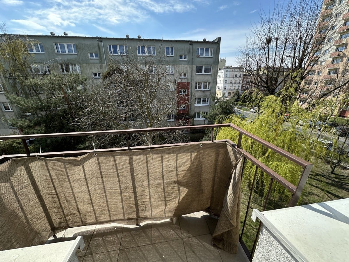 Mieszkanie 4 pokojowe na Sprzedaż