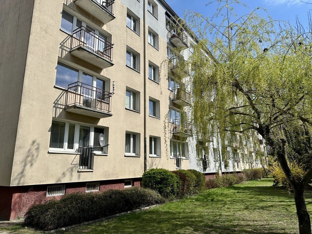 Mieszkanie 4 pokojowe na Sprzedaż