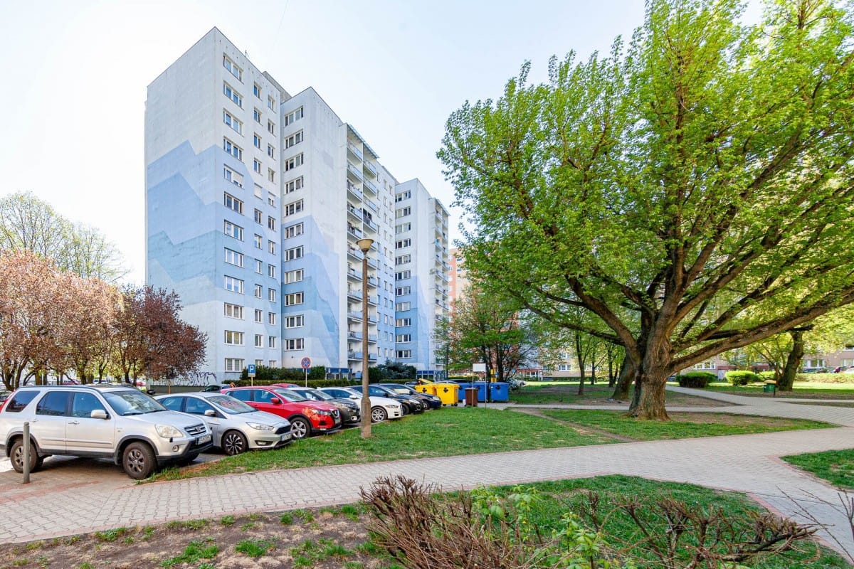 Mieszkanie 4 pokojowe na Sprzedaż