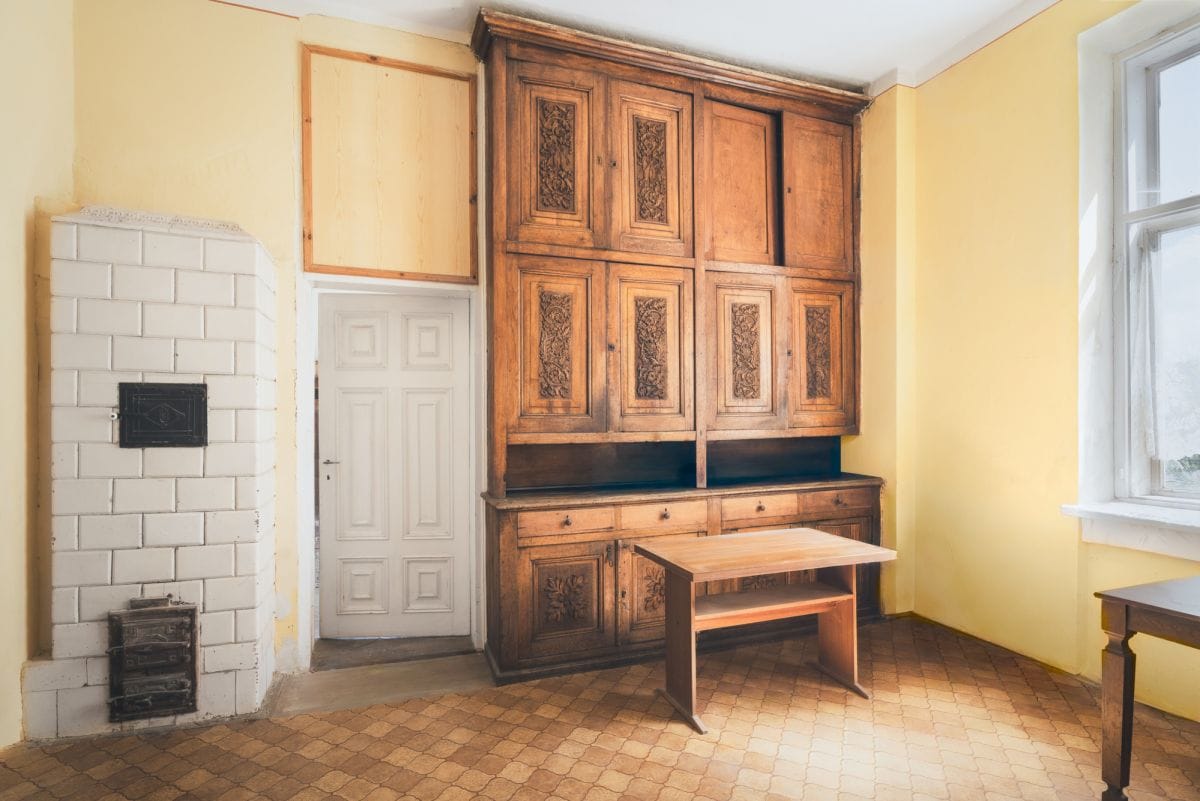 Dom 10 pokojowe na Sprzedaż