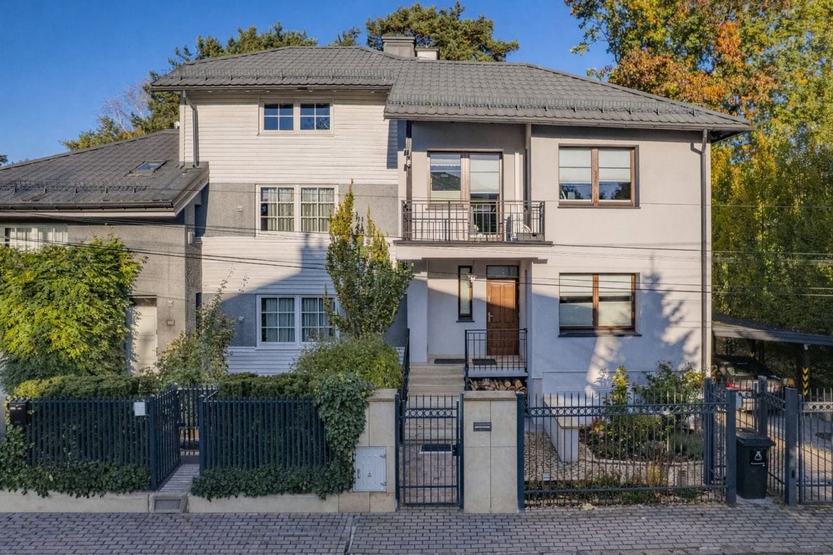 Dom 4 pokojowe na Sprzedaż