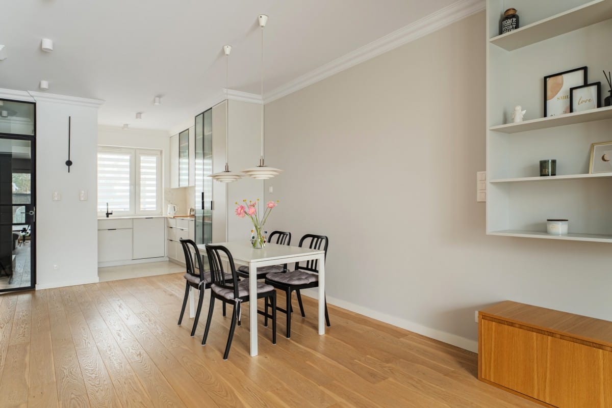 Mieszkanie 6 pokojowe na Sprzedaż