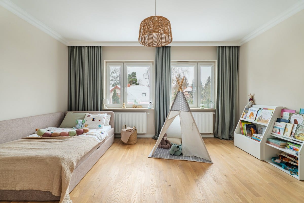 Mieszkanie 6 pokojowe na Sprzedaż