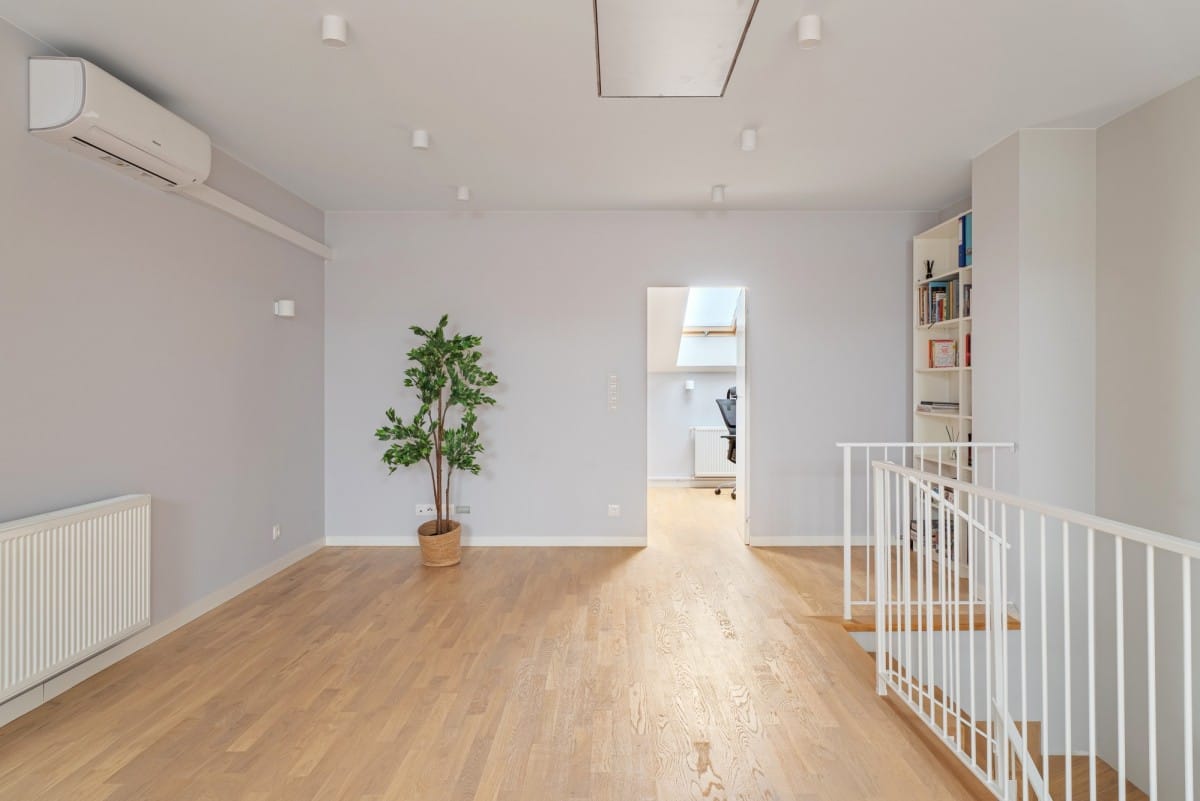 Mieszkanie 6 pokojowe na Sprzedaż