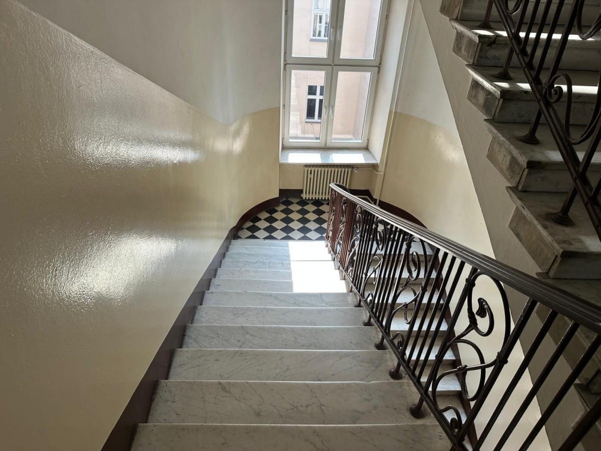 Lokal użytkowy  pokojowe na Wynajem