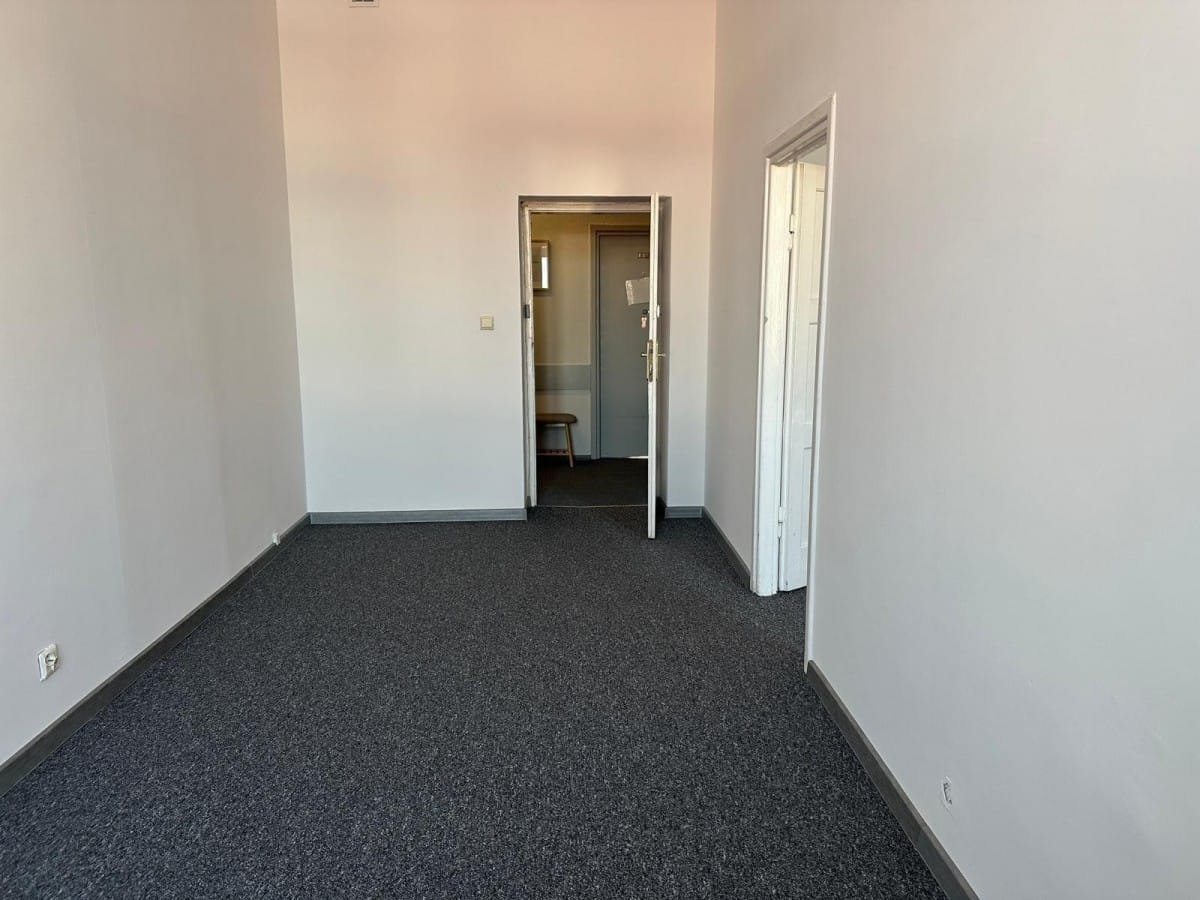 Lokal użytkowy  pokojowe na Wynajem