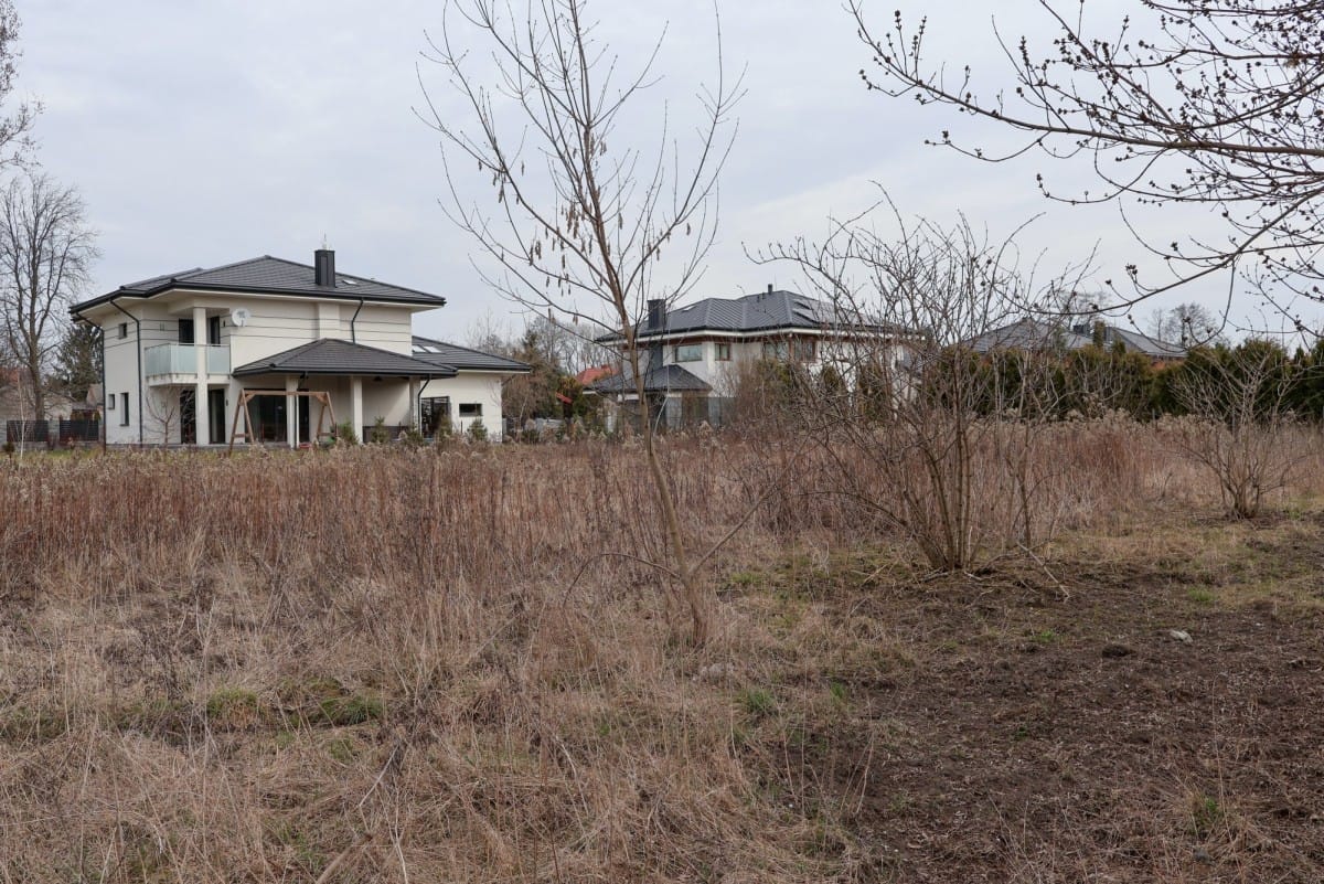 Działka  pokojowe na Sprzedaż