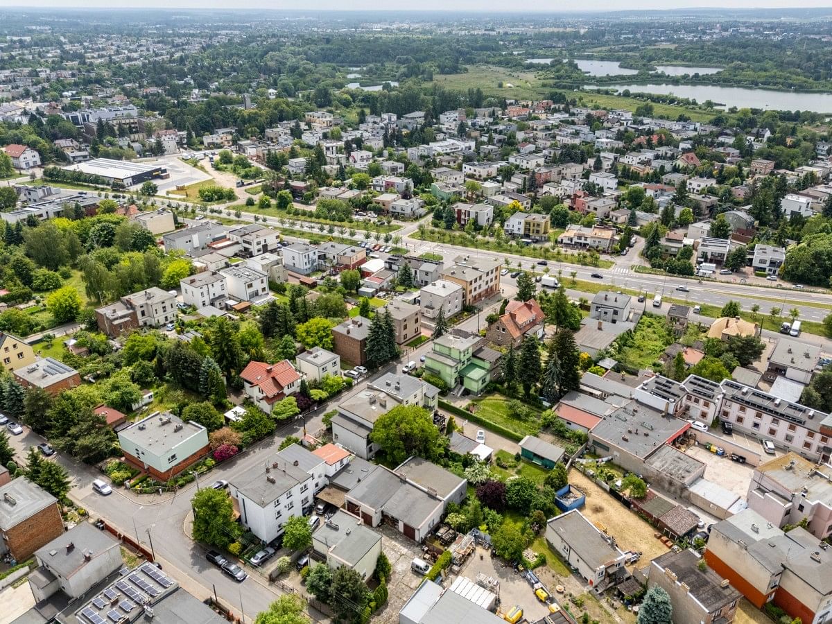 Dom 8 pokojowe na Sprzedaż