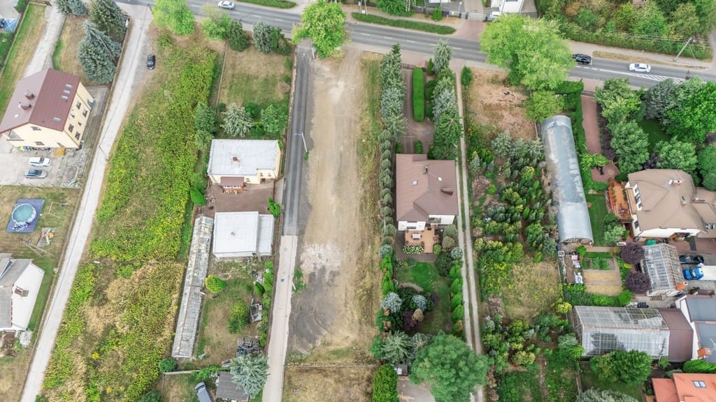 Działka  pokojowe na Sprzedaż