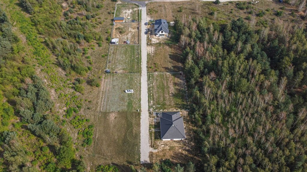 Działka  pokojowe na Sprzedaż