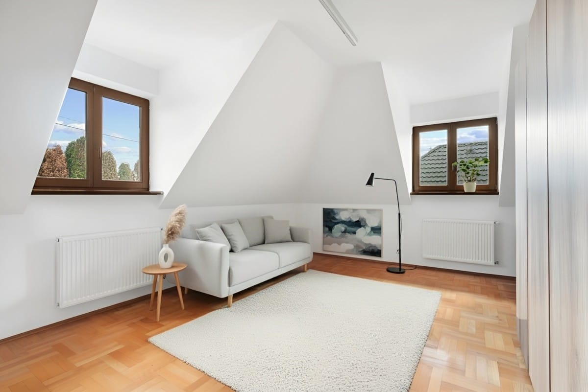 Dom 8 pokojowe na Sprzedaż