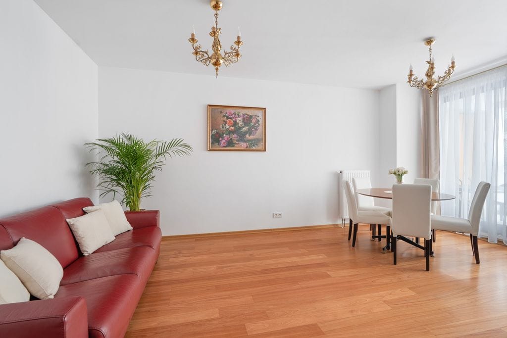 Mieszkanie 4 pokojowe na Sprzedaż