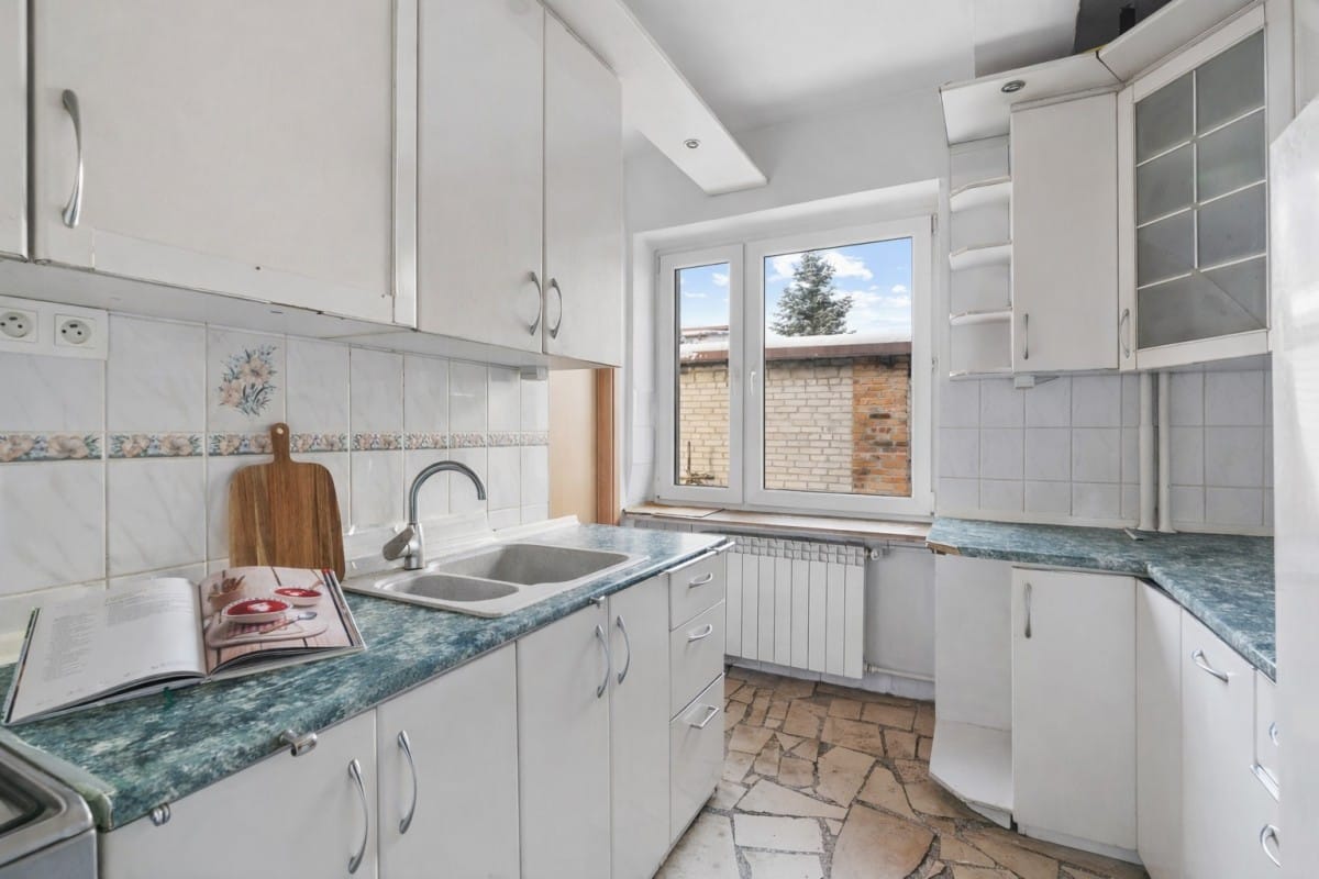 Dom 6 pokojowe na Sprzedaż