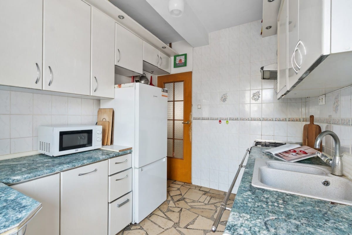 Dom 6 pokojowe na Sprzedaż