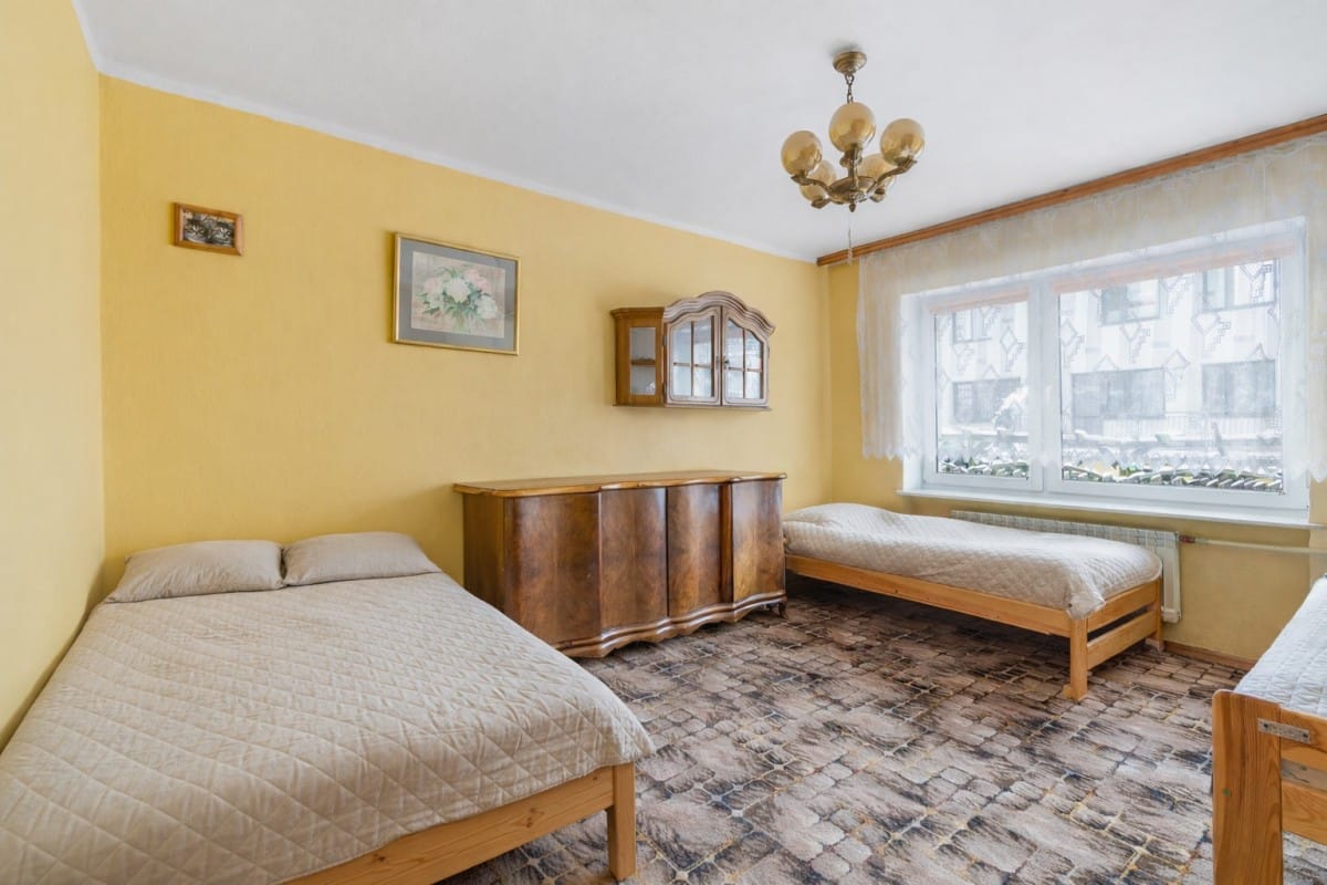 Dom 6 pokojowe na Sprzedaż