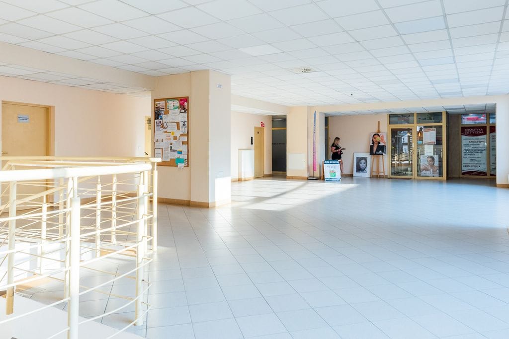 Mieszkanie 4 pokojowe na Sprzedaż