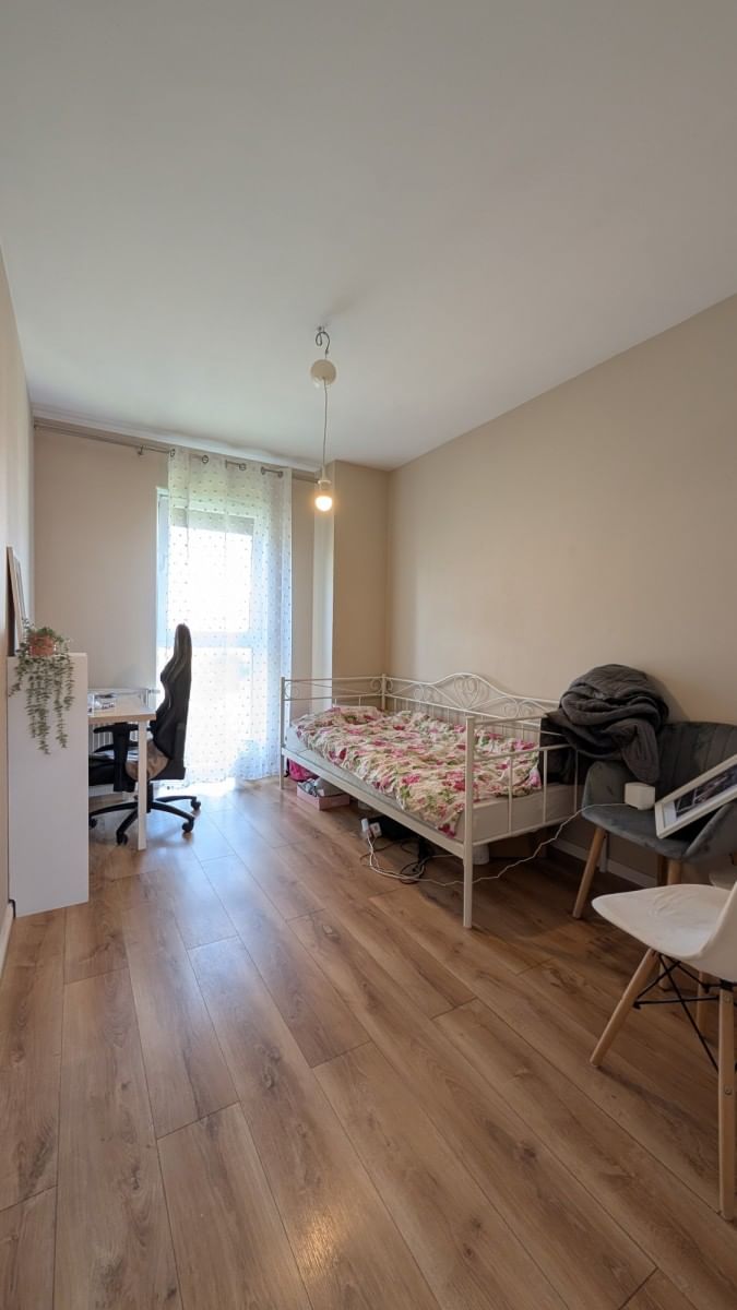 Mieszkanie 4 pokojowe na Sprzedaż
